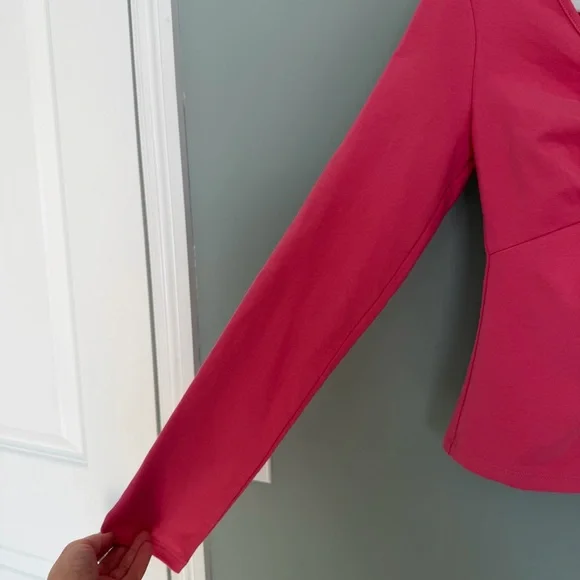NWT Reformation "Silas" Snapdragon Pink Front Cutout Long Sleeve Knit Top - Picture 4 of 15